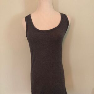 🆕 [A Ruby] Gray Quintessentials Layering Tank Sz: XS